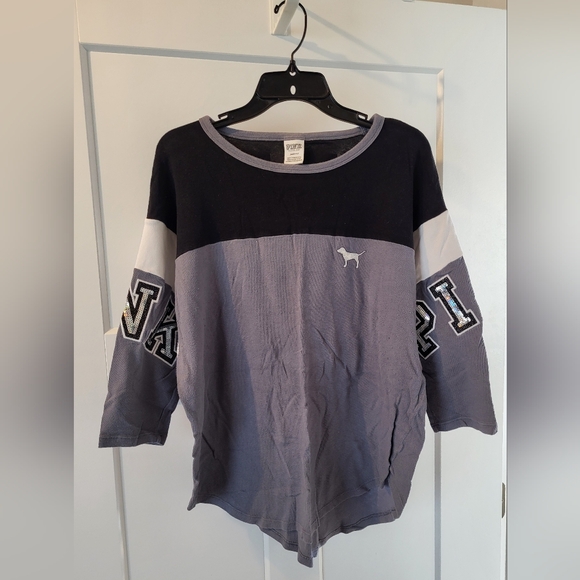 VS PINK Black Grey Silver Stripe Bling Jersey Top - Picture 1 of 2